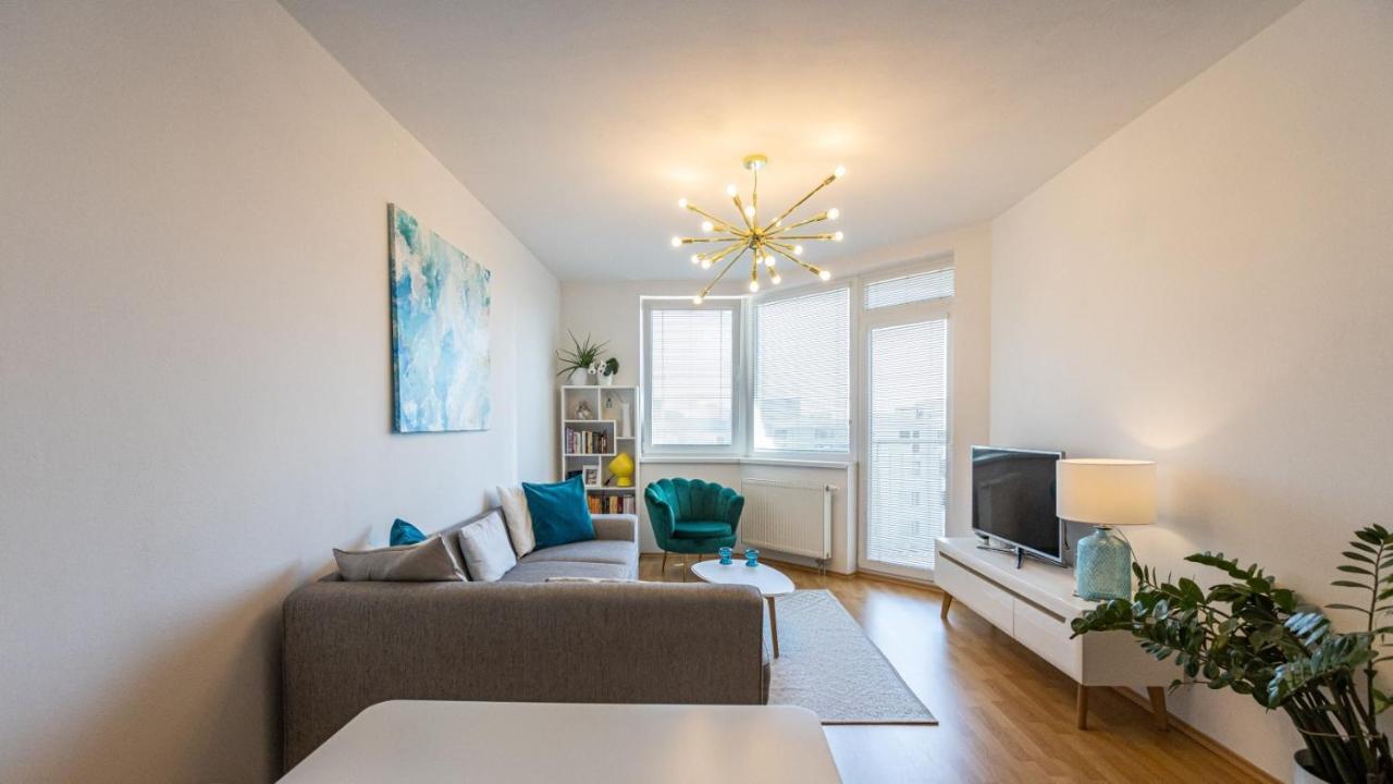 2 Room Apartment With Terrace, New Building, Jegeho Bratislava Exterior foto